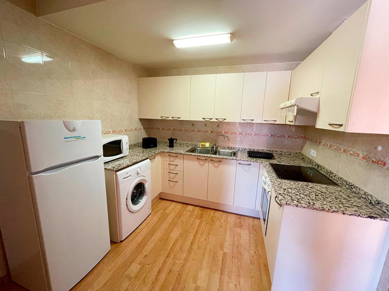 Apartamentos Pantebre 3000 Пас де ла Каса Екстериор снимка